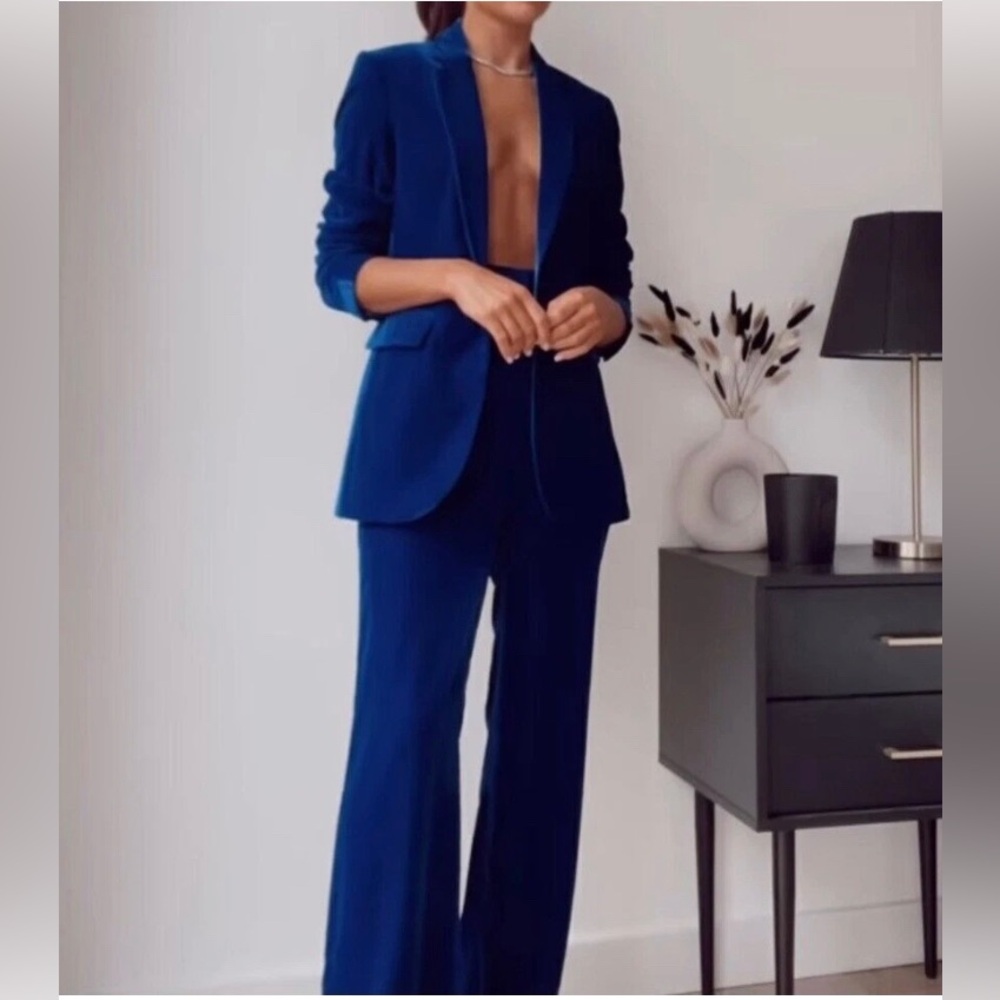 Elegant Blue Velvet Trousers